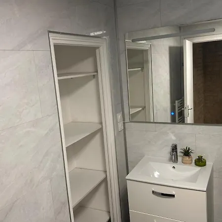 Hyper Centre T3 Spacious Perfect Location Apartament Caen