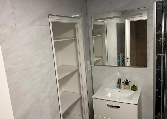 Hyper Centre T3 Spacious Perfect Location Apartment Caen